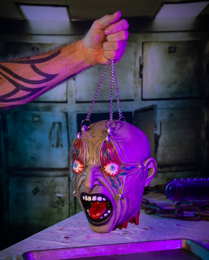Cabeza Cortada Con Ojos De Tortura
