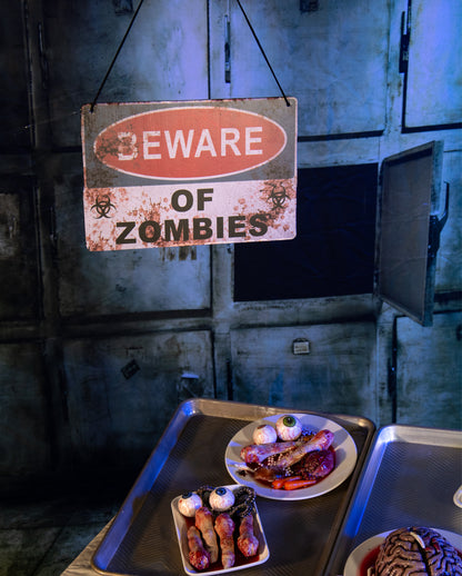 "Beware of Zombies" Warnschild 29cm