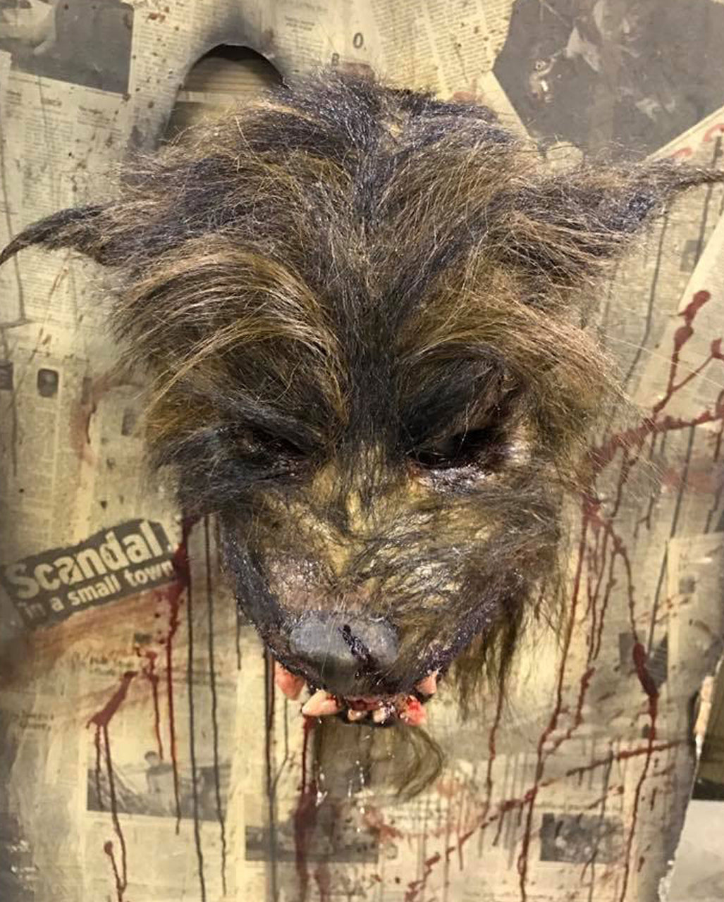 Blutige Nightslasher Werwolf Maske