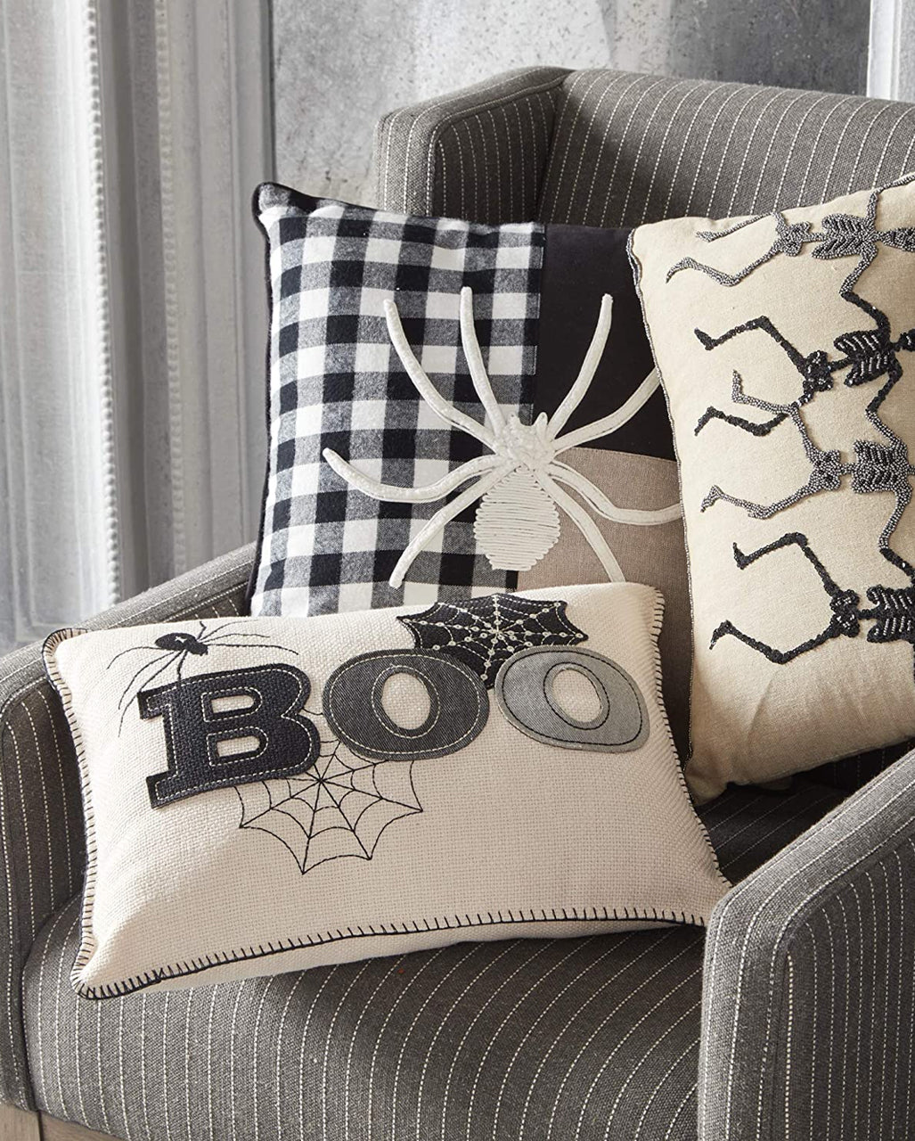"Boo" Halloween Signature Kissen 43x43cm