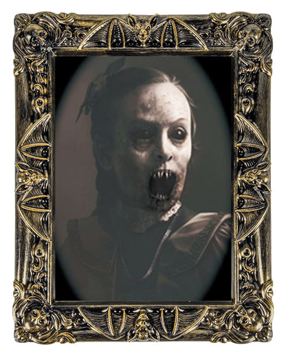 Cruel Nanny Disturbia Lenticular Portrait 50x39cm