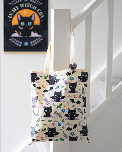 „Cute & Creepy“ Mystic Tragetasche mit Katzenmotiv