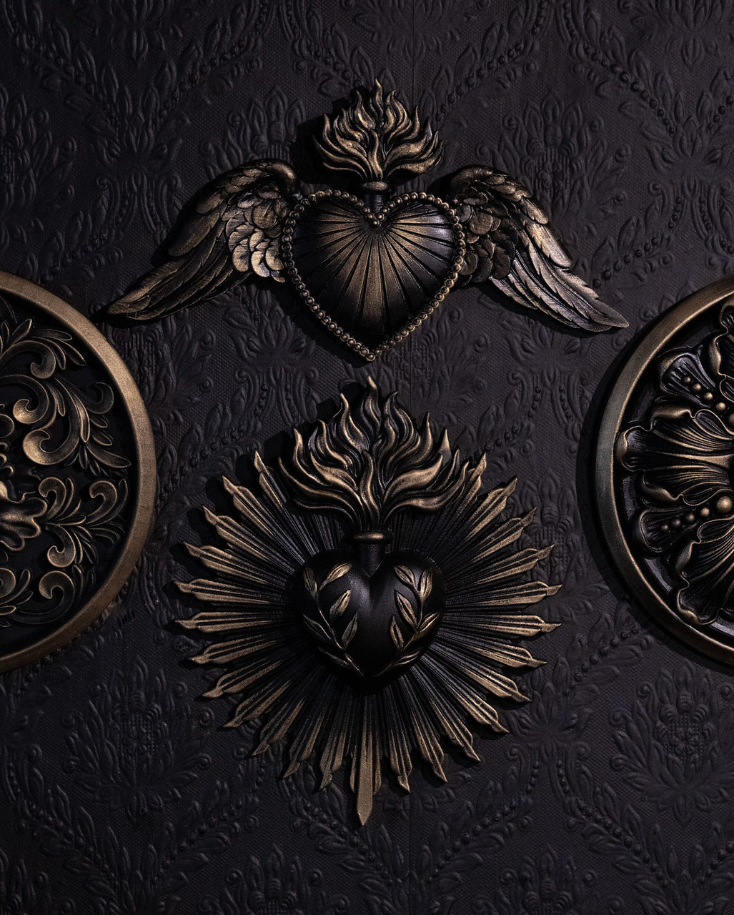 Fervour Winged Sacred Heart Plaque 22 x 14cm