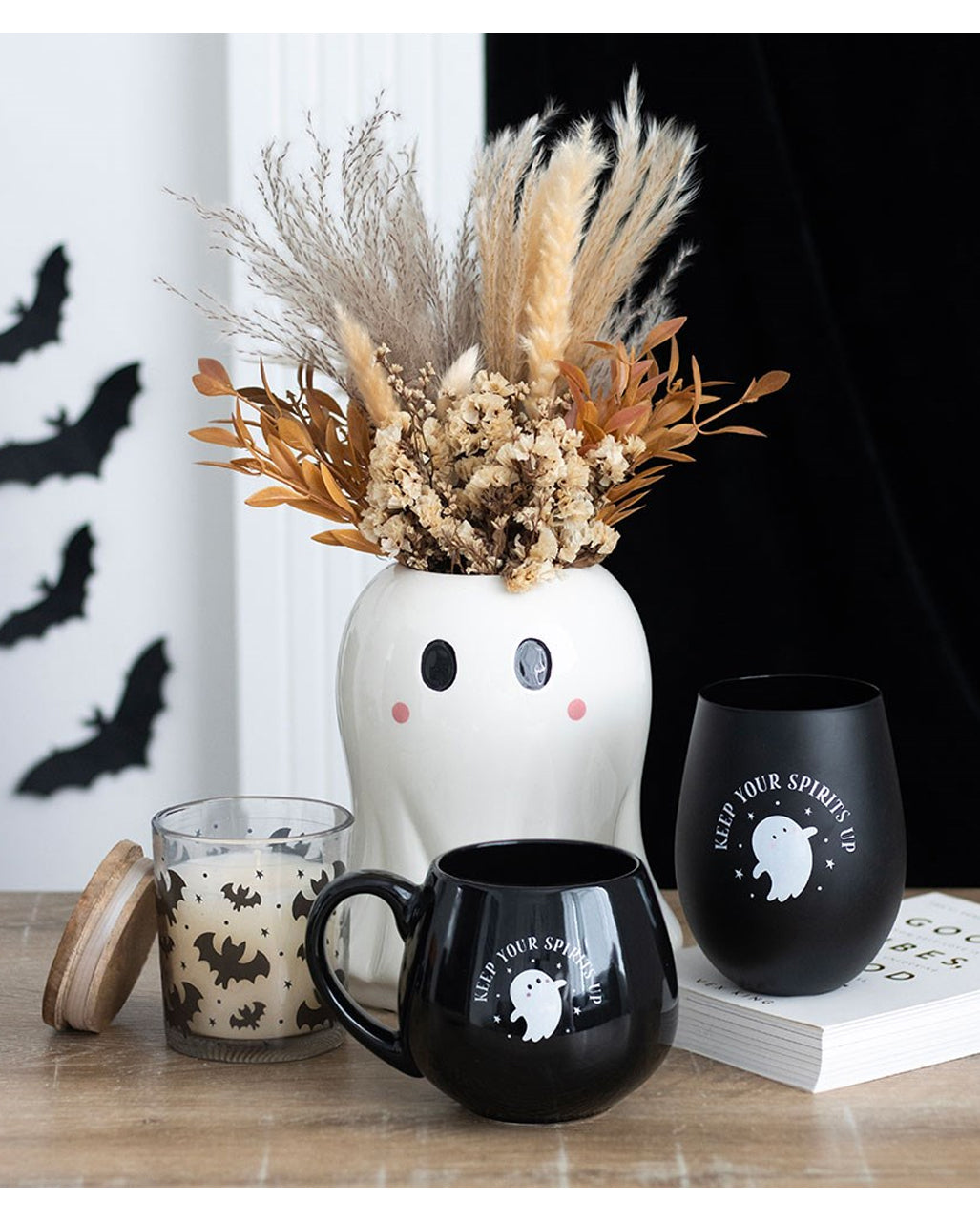 Bat Motif Candle With Mulberry Scent