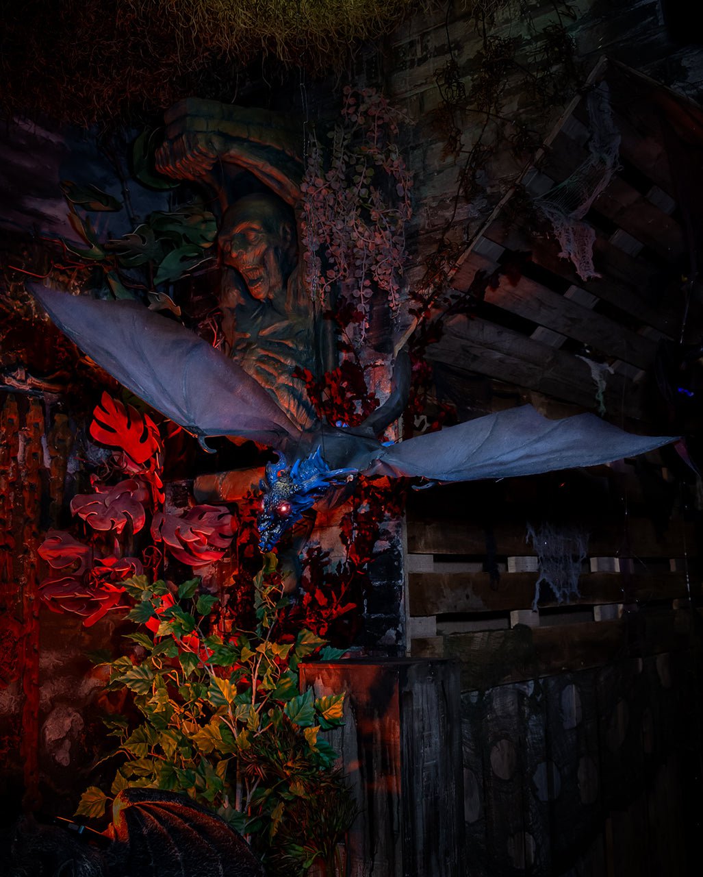 Flying Dragon Halloween Animatronic 130cm