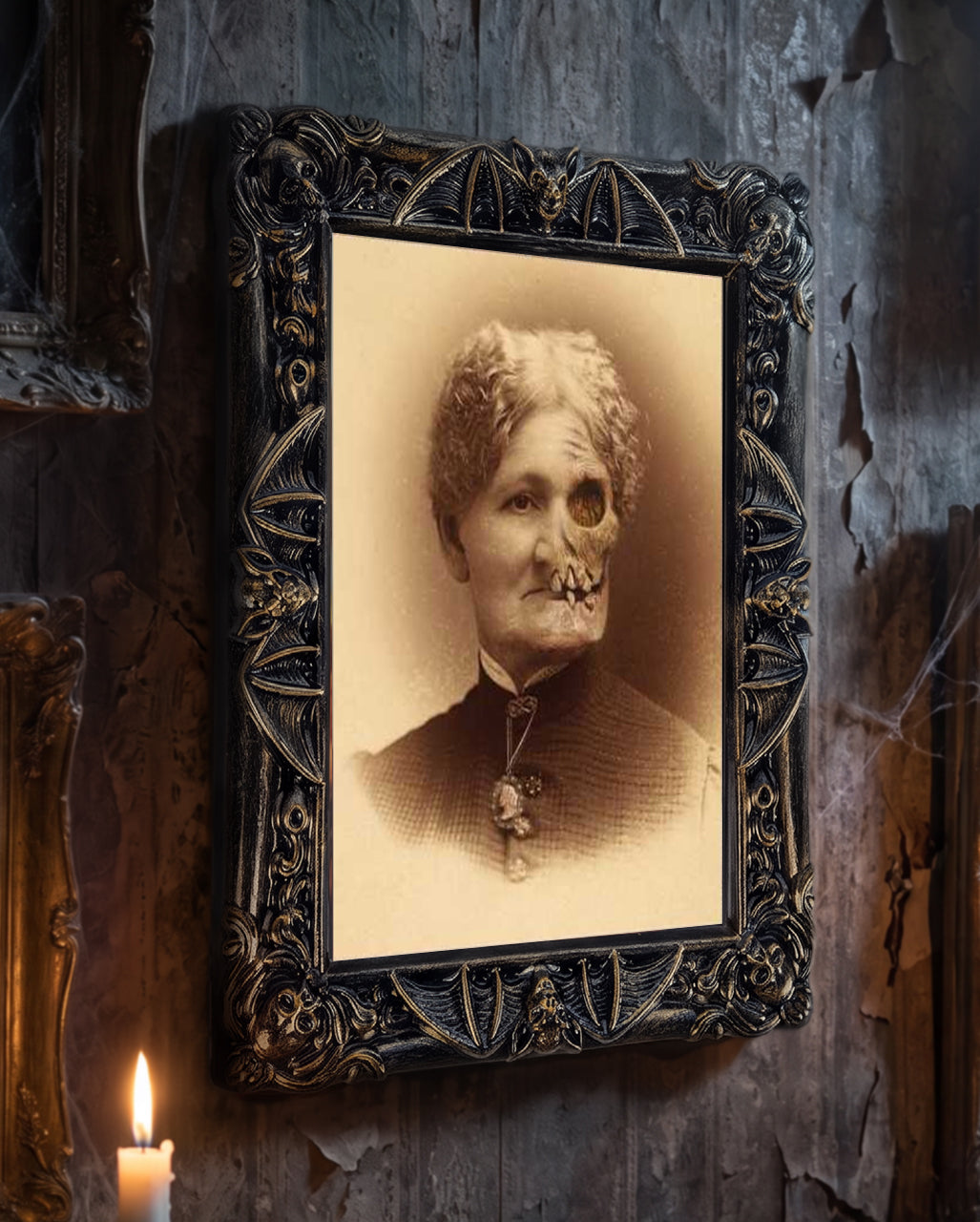 Frightful Maiden Bernice Hologram Portrait 50x39cm
