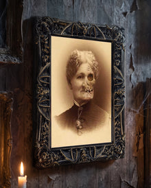 Frightful Maiden Bernice Hologram Portrait 50x39cm