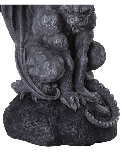 Gargoyle auf Stein sitzend 32cm