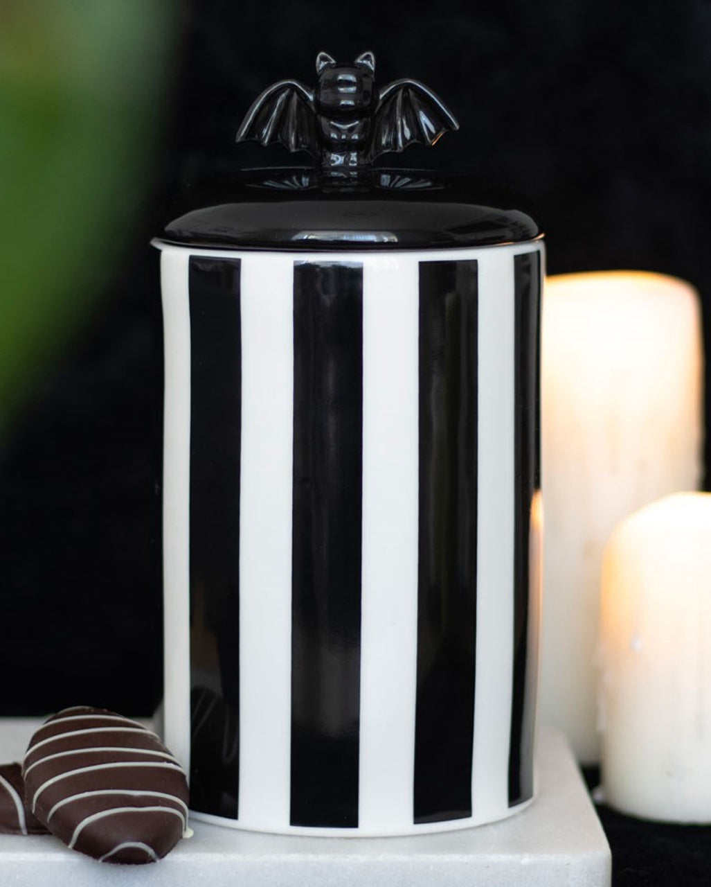 Striped Bat Cookie Tin 20cm