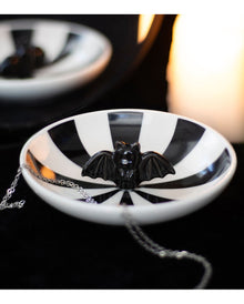 Gestreifte, runde Schmuckschale mit Fledermaus 11cm Ø