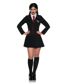 Schulmädchen im Gothic Style Kostüm