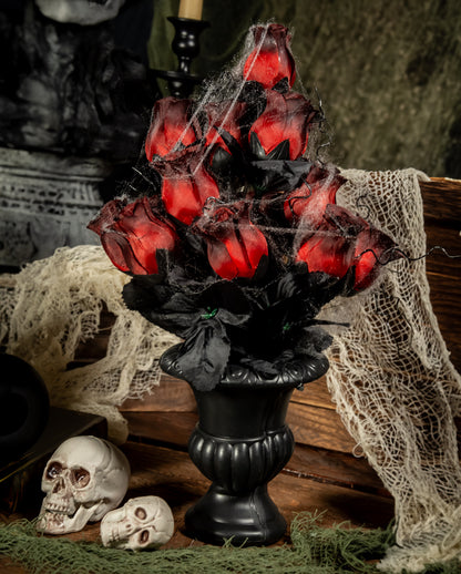 Vaso Gotico Con Rose Rosse Sbiadite E Ragnatele