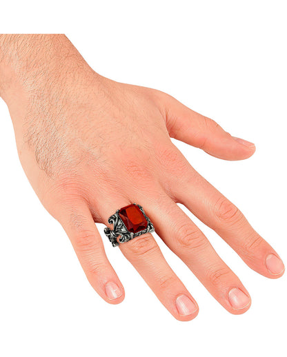 Gotischer Vampir Ring mit rotem Edelstein