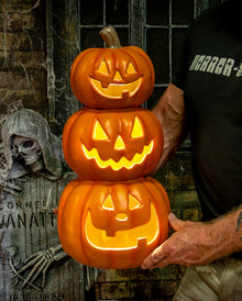 Großer Halloween Kürbis Turm mit Licht 50cm