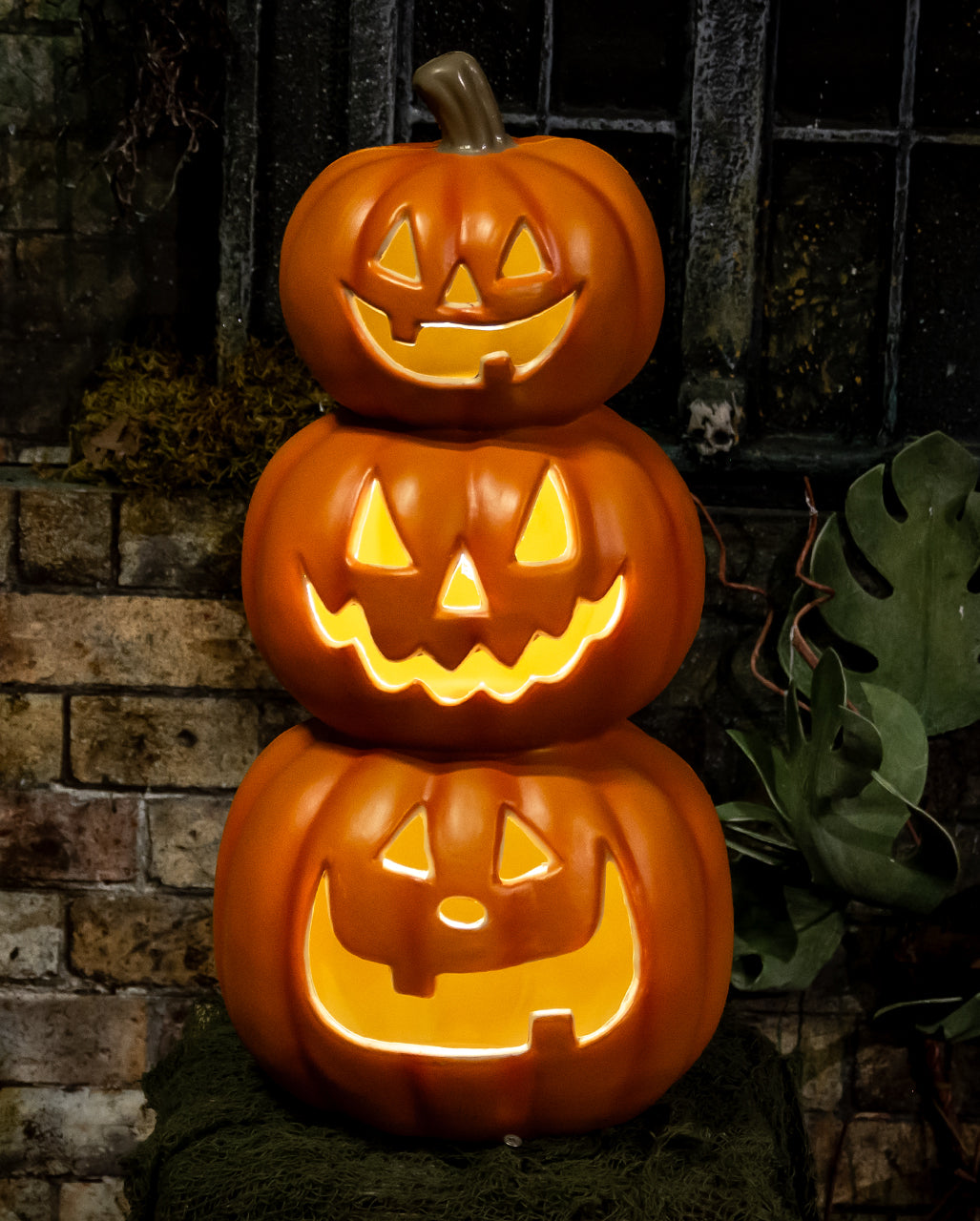 Großer Halloween Kürbis Turm mit Licht 50cm