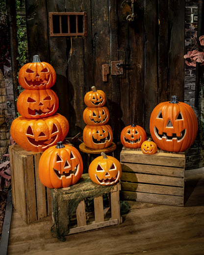 Großer Halloween Kürbis Turm mit Licht 50cm