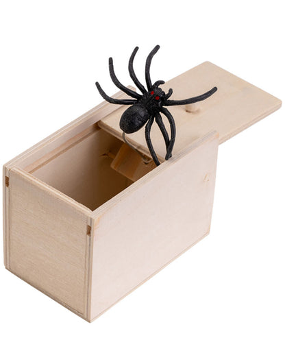 Gruselige Überraschungsbox mit Spinne