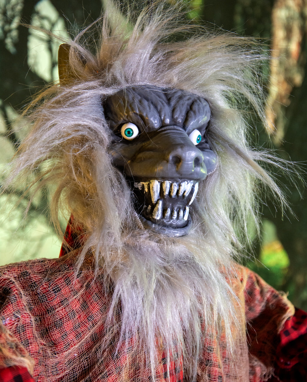 Howling Werewolf With Movement & Light-up Eyes Hanging Figure 120cm