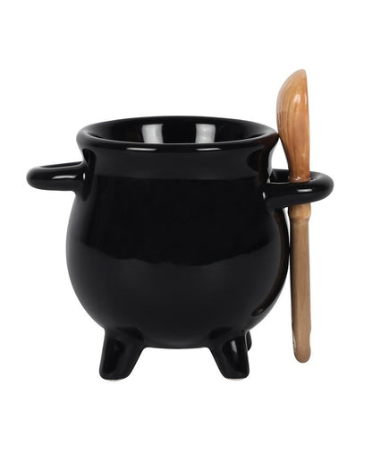 Hexenkessel mit Löffel als Eierbecher