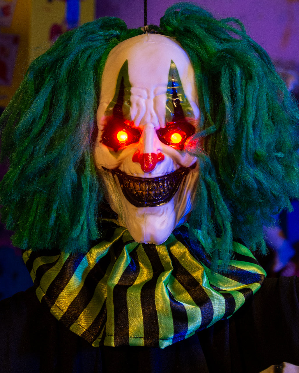 Killer Clown Con Capelli Verdi E Occhi A LED 120cm