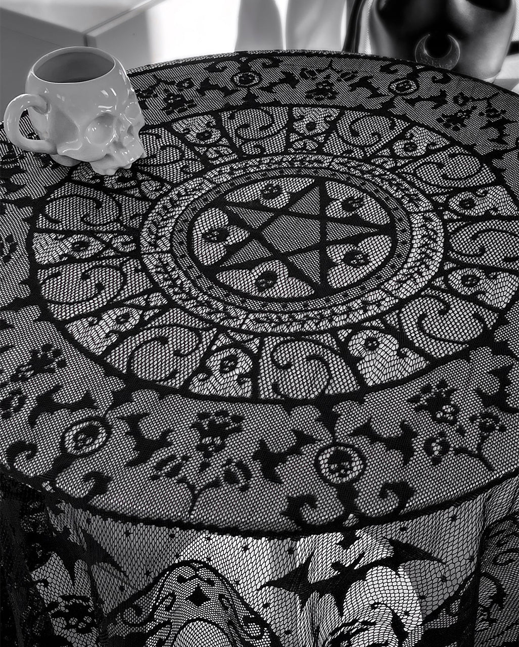 Asra Spitzen Tischdecke KILLSTAR