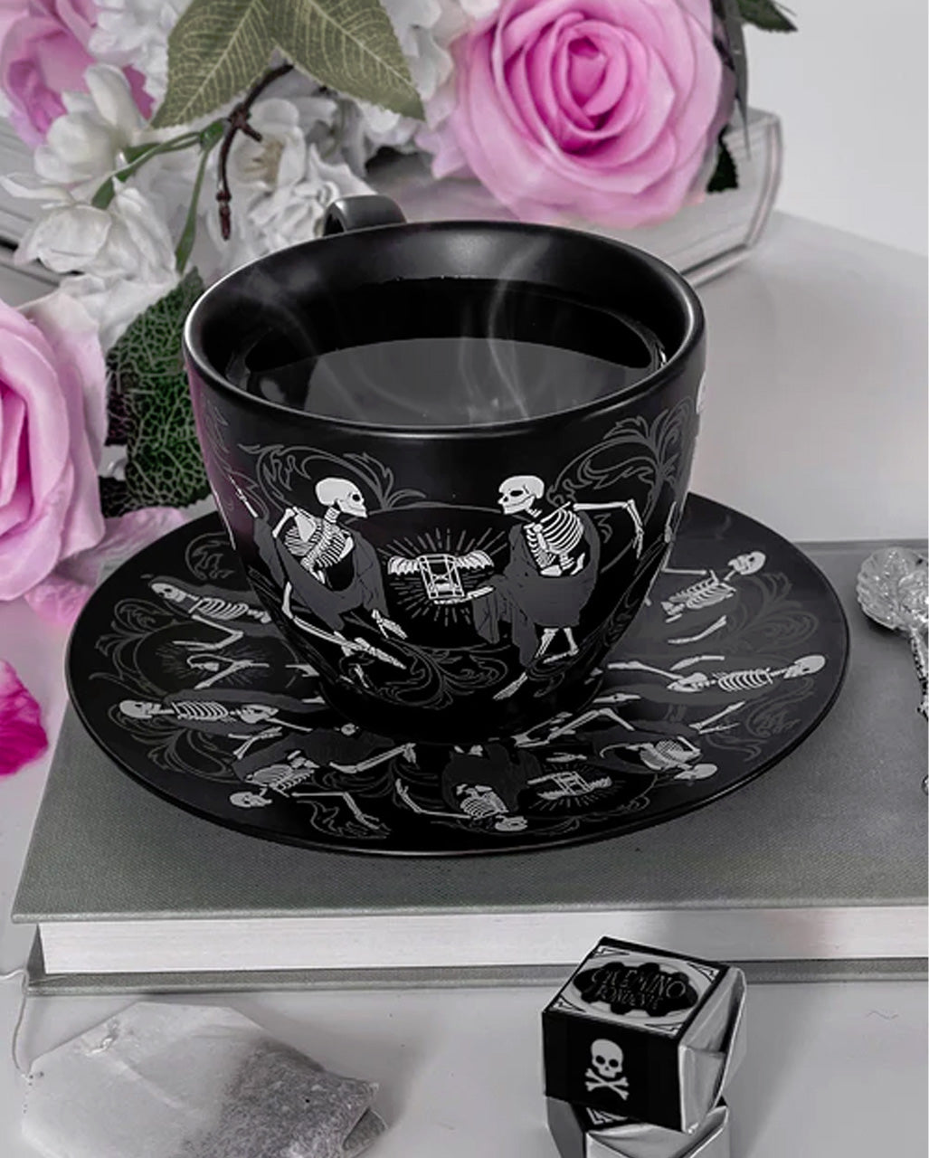 Danse Macabre Teetasse & Unterteller KILLSTAR