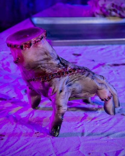 Krabbelnde abgehackte Hand Halloween Animatronic