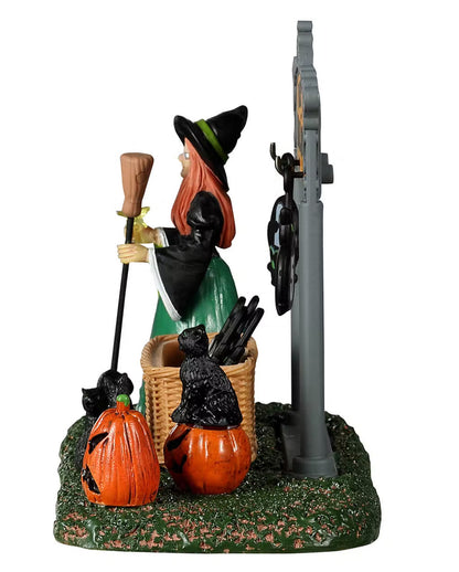 Lemax Spooky Town - Black Cat Countdown