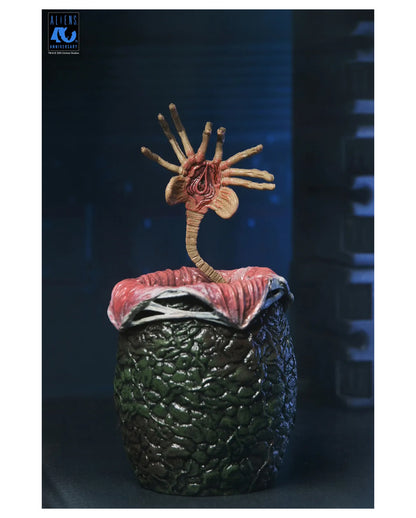 NECA Aliens 40th Anniversary Warrior Xenomorph Ultimate Action Figur 23cm
