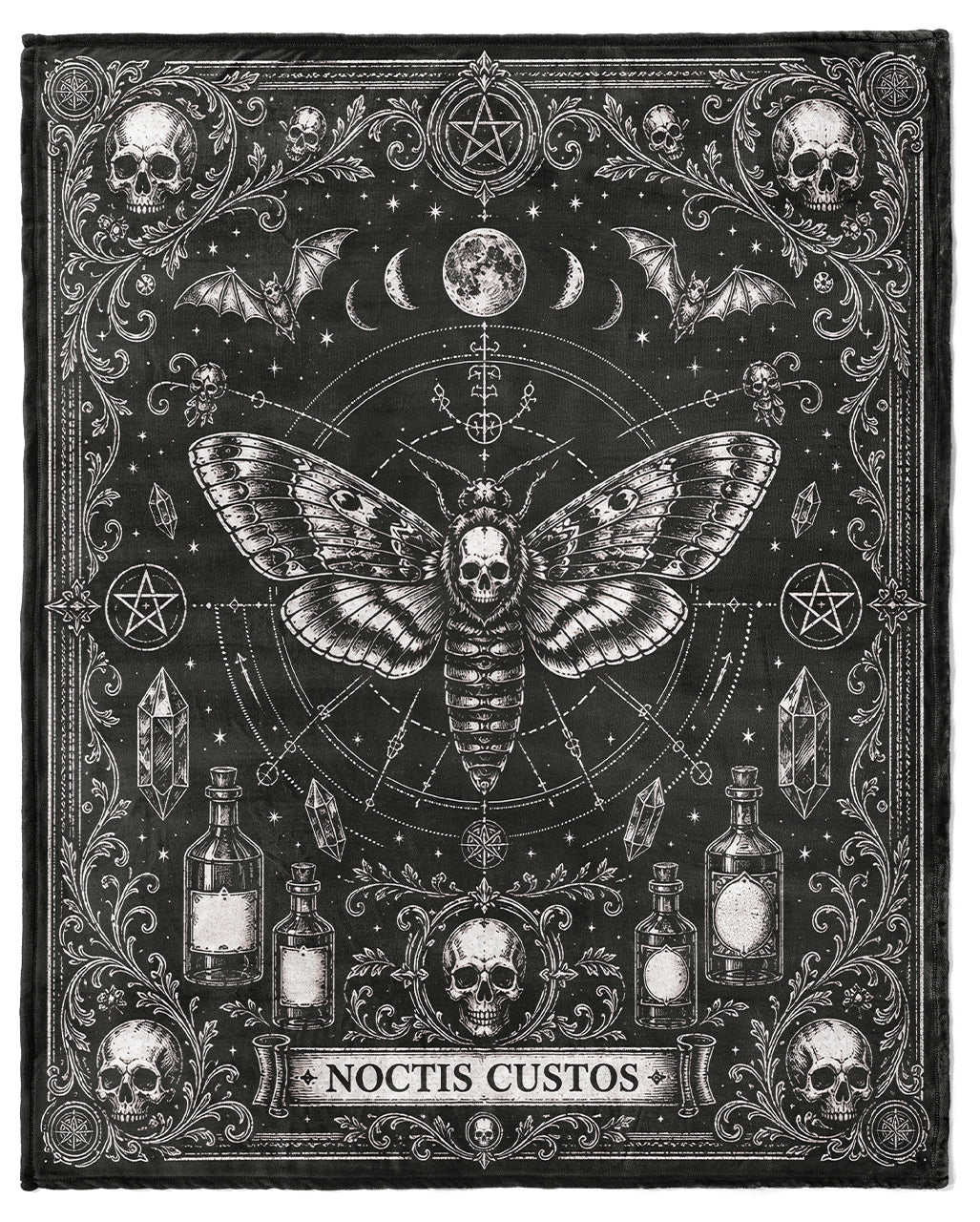 Noctis Manor „Totenkopf Motte“ Gothic Kuscheldecke 178x152cm