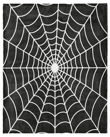 Noctis Manor „Spider Web“ Gothic Kuscheldecke 178x152cm