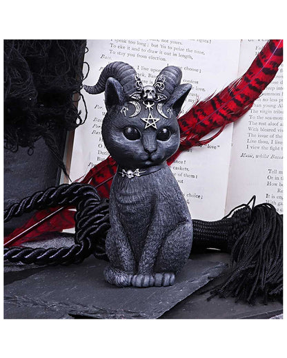 Mystische Katzenfigur mit Ziegenhörner