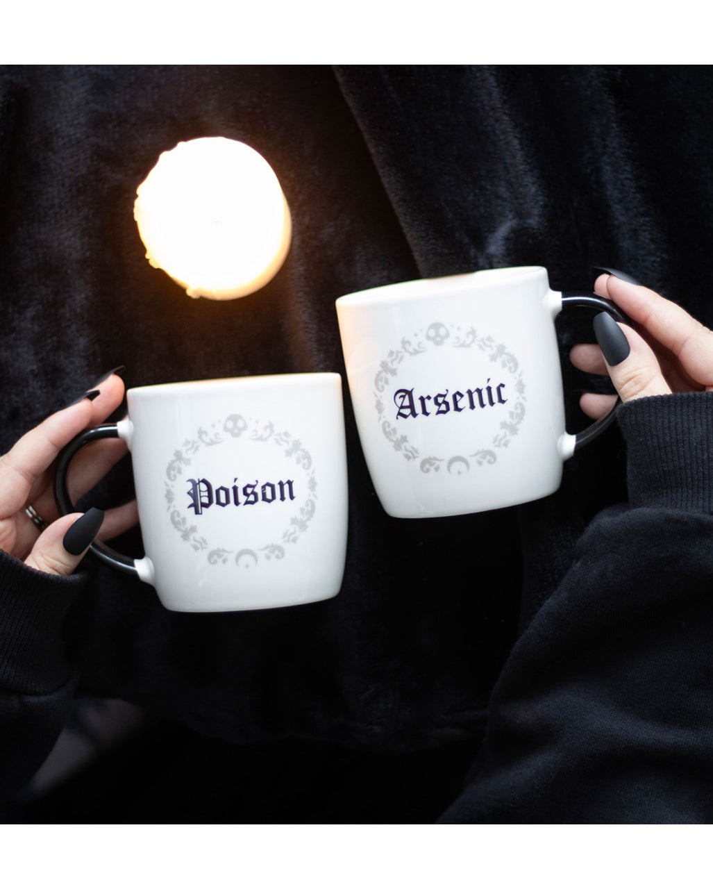 Poison & Arsenic Keramikbecher im 2er-Set