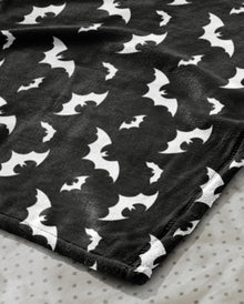 XL Gothic Kuscheldecke mit Fledermaus Motiv 152x178cm