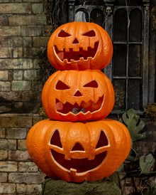 Riesiger Halloween Kürbis Turm mit Licht 70cm