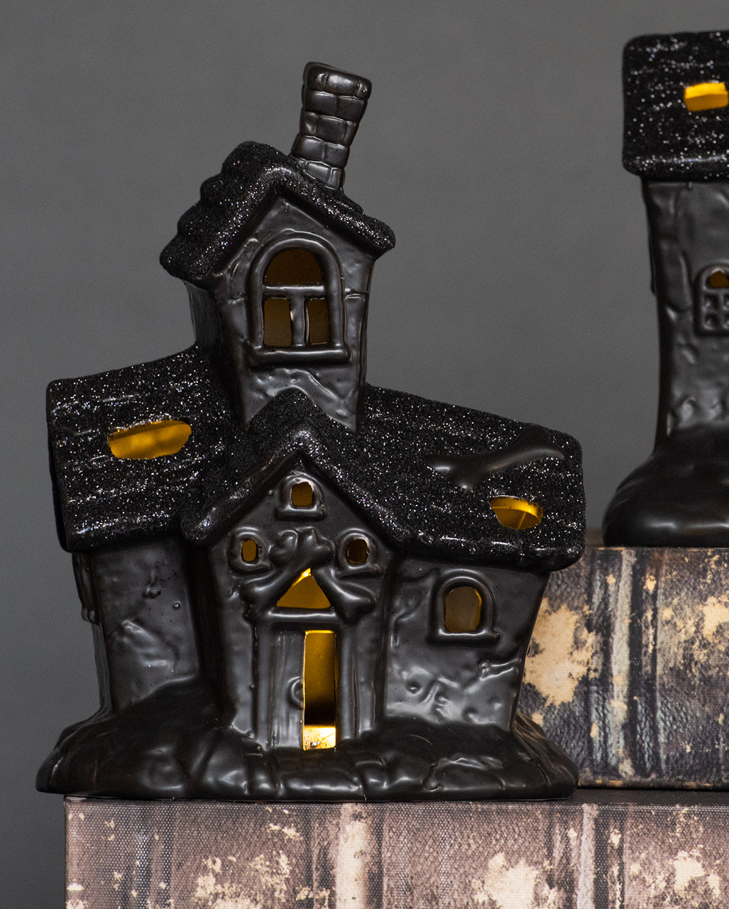 Scary Glitter Geisterhaus Deko mit LED