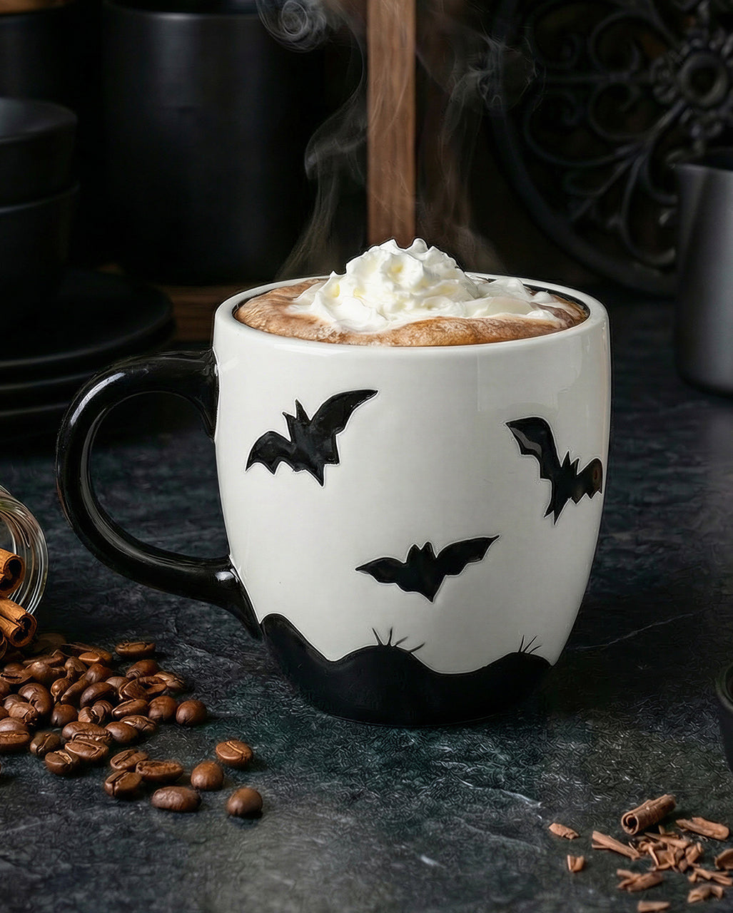 Schwarz-Weiße Fledermaus Tasse 400ml
