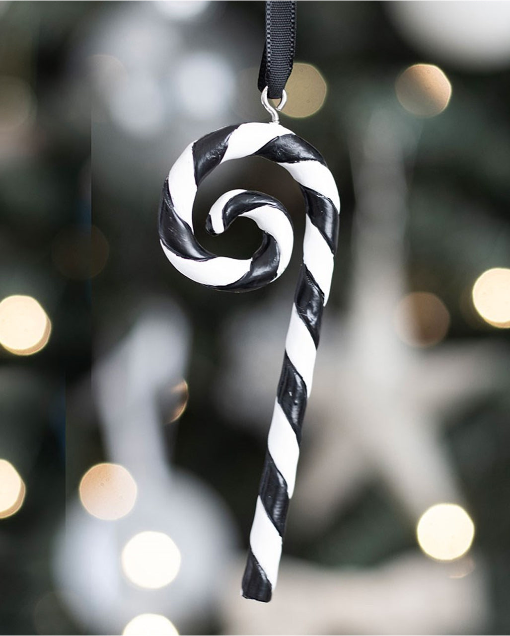 Schwarz-Weißer Candy Cane als Hängedeko 18cm