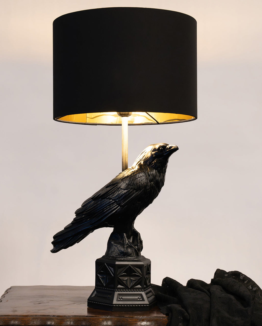 Lámpara de mesa «Cuervos negros» con pantalla de 60 cm