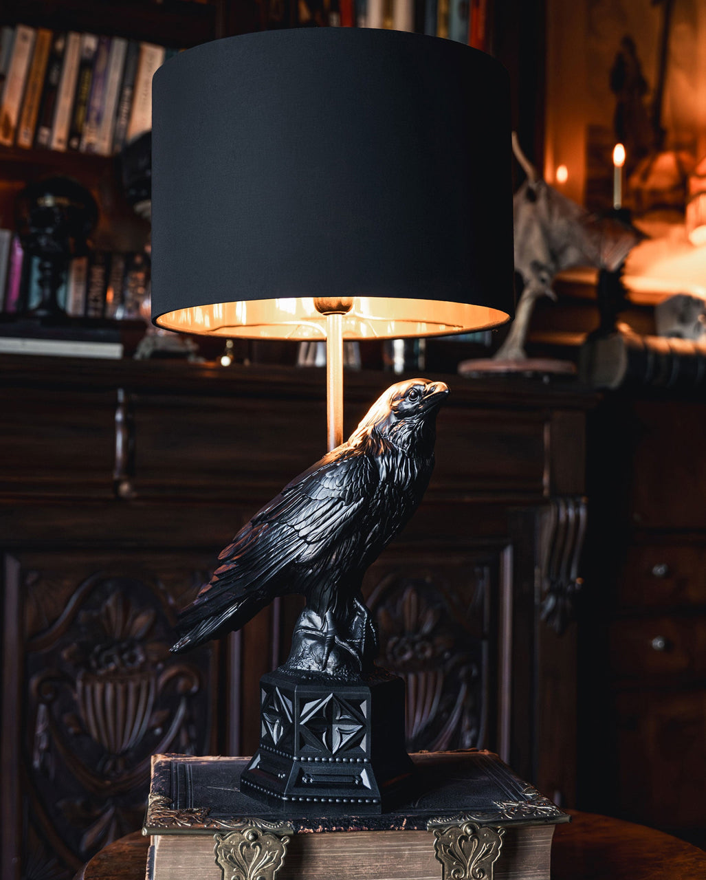 Lámpara de mesa «Cuervos negros» con pantalla de 60 cm
