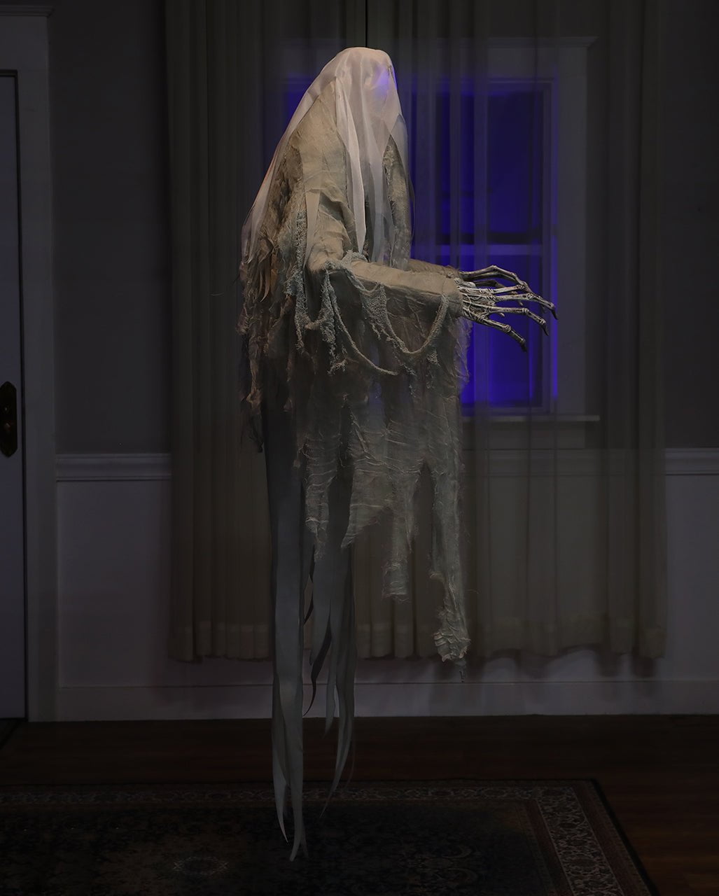Screaming Ghost Figure Suspendue Avec Son Et Lumière 150cm