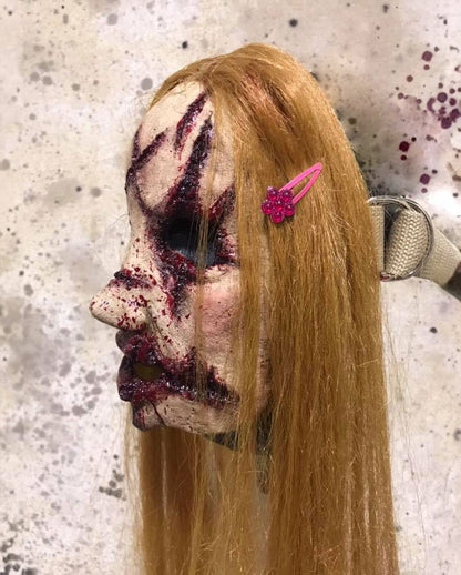Sissy Strangers Horror Maske