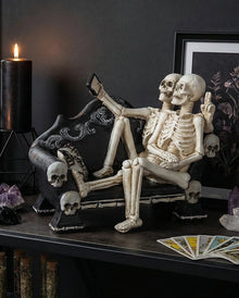 Skeleton Date Night on the Couch 19cm
