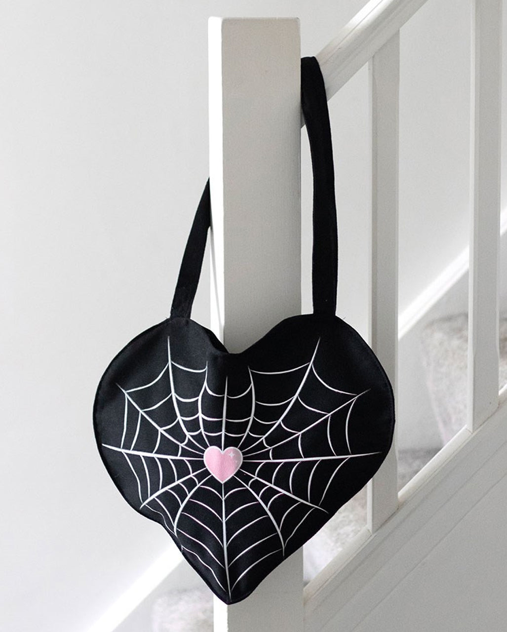 Bolsa De Tela De Araña En Forma De Corazón