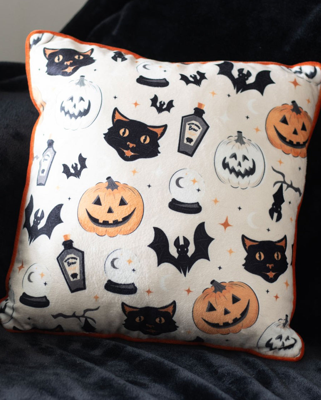 Spooky Cat & Pumpkin Decorative Cushion 33x33cm