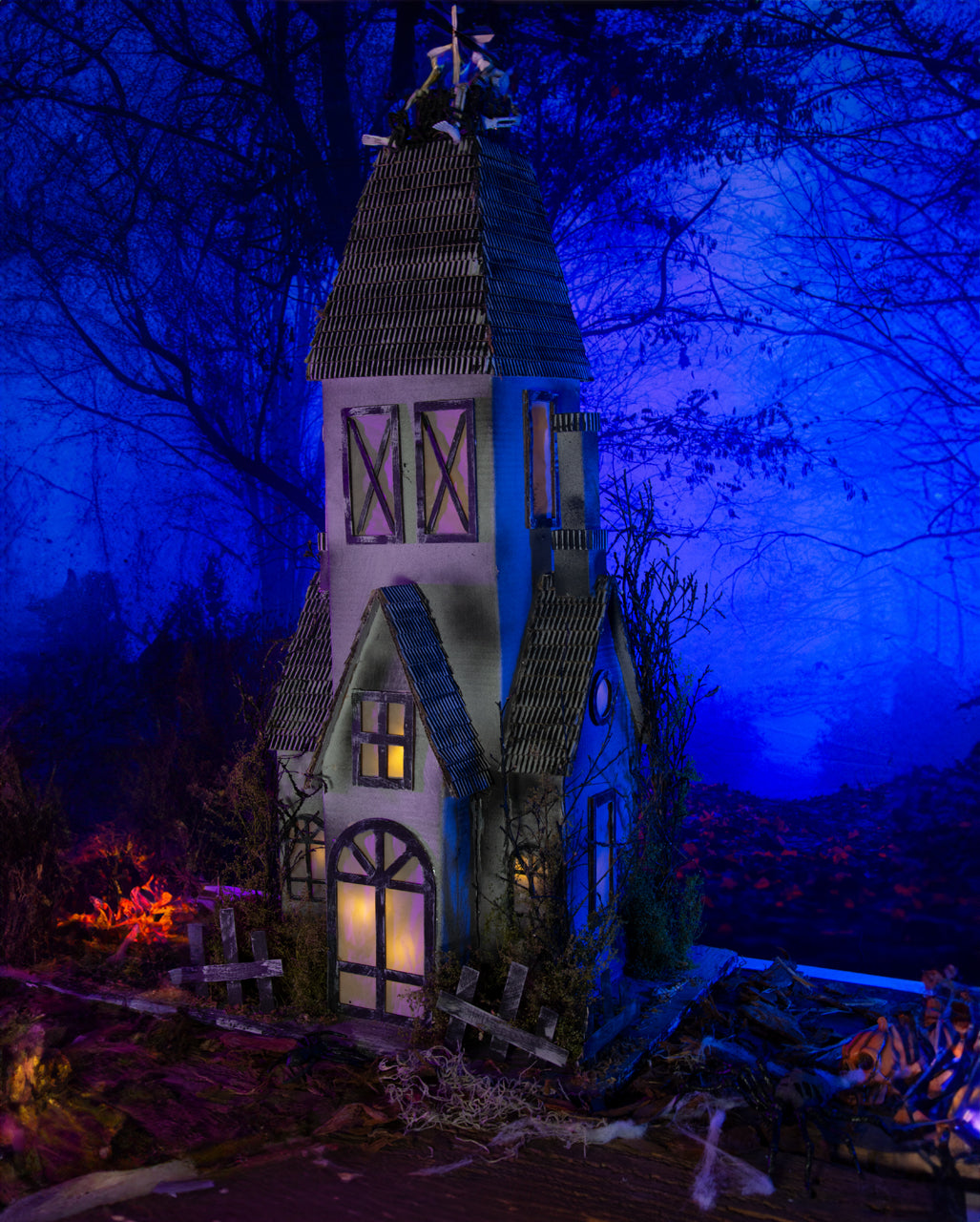 Weathered Ghost House With Lighting 95x53cm