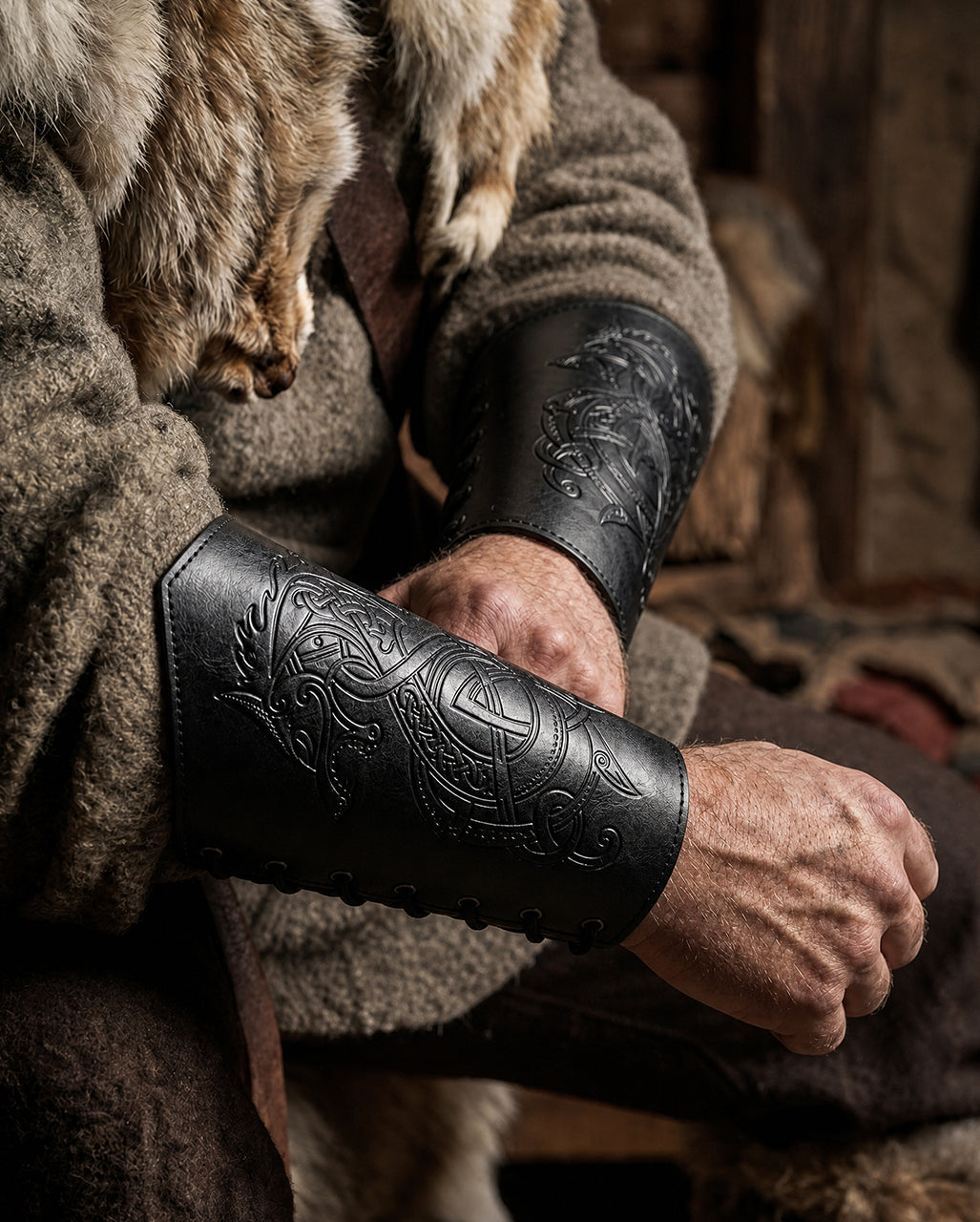 Wikinger Armschienen zum Schnüren Schwarz